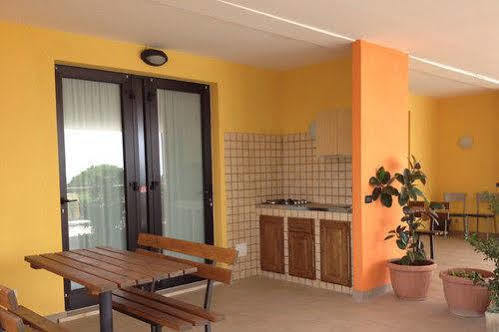 Aparthotel Borgo Blu Poggio Lazise Exteriér fotografie