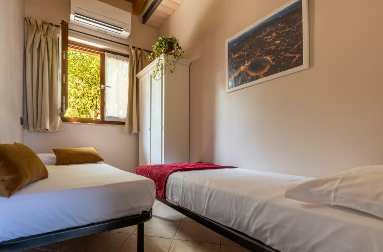 Aparthotel Borgo Blu Poggio Lazise Pokoj fotografie